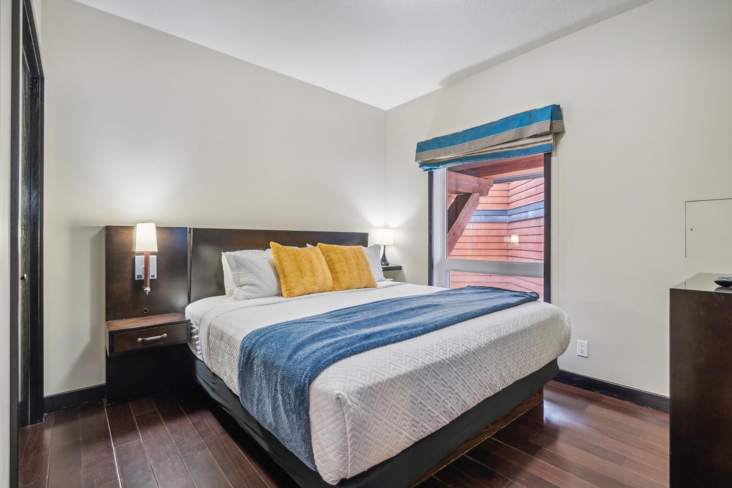 Cozy One Bedroom Condo With Indoor Pool And Hottub Canmore Eksteriør bilde