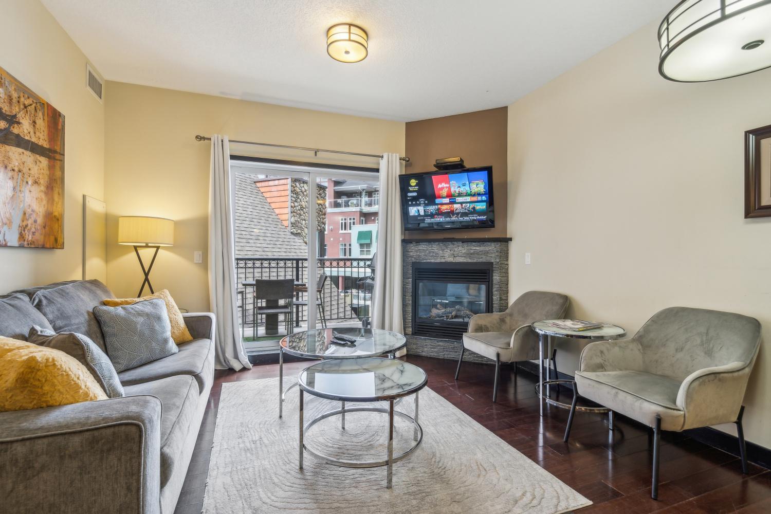 Cozy One Bedroom Condo With Indoor Pool And Hottub Canmore Eksteriør bilde