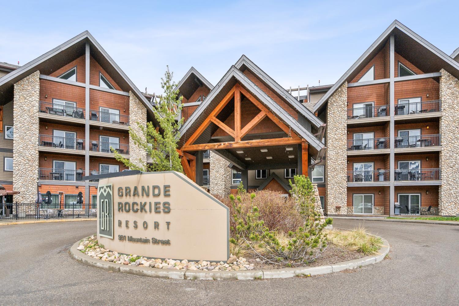 Cozy One Bedroom Condo With Indoor Pool And Hottub Canmore Eksteriør bilde